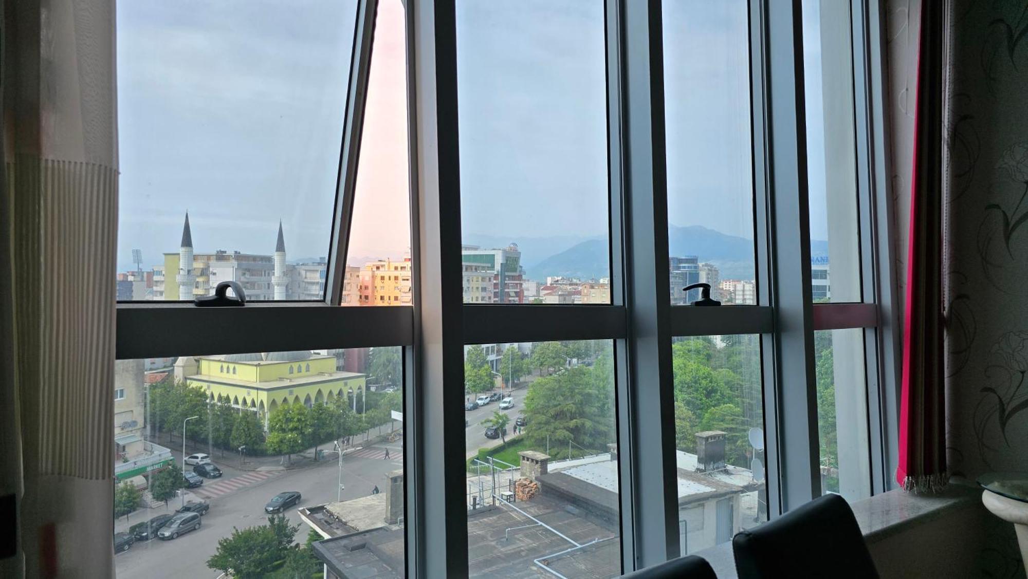 Amy'S Luxury Appartment Шкодер Екстер'єр фото