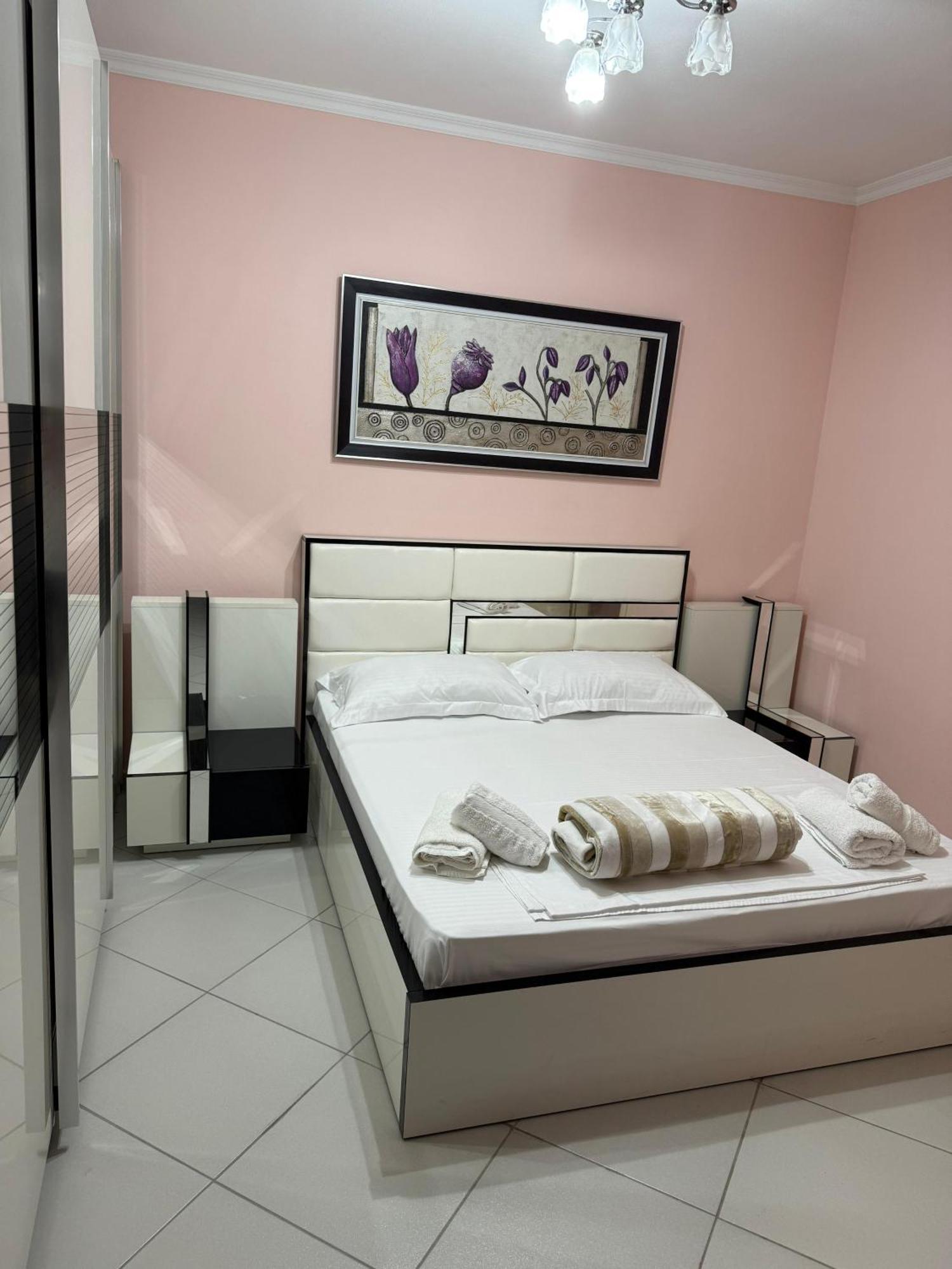 Amy'S Luxury Appartment Шкодер Екстер'єр фото